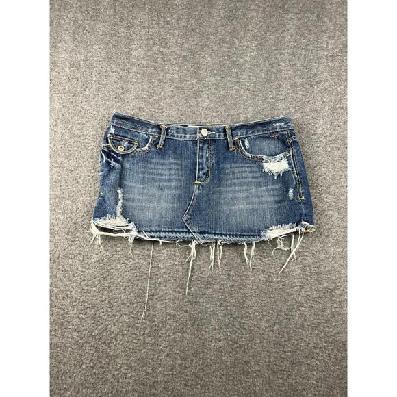 Hollister Distressed Denim Mini Skirt Size 7 - Picture 1 of 6